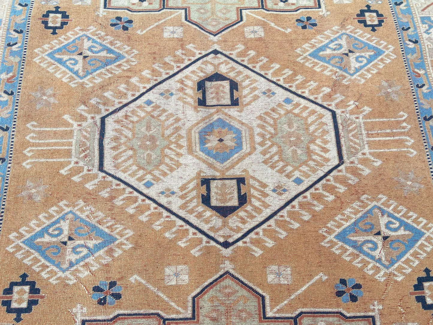 Large Vintage Persian Hand-Knotted Wool Area Rug - 6.9 x 9 Ft Antique Turkish Design