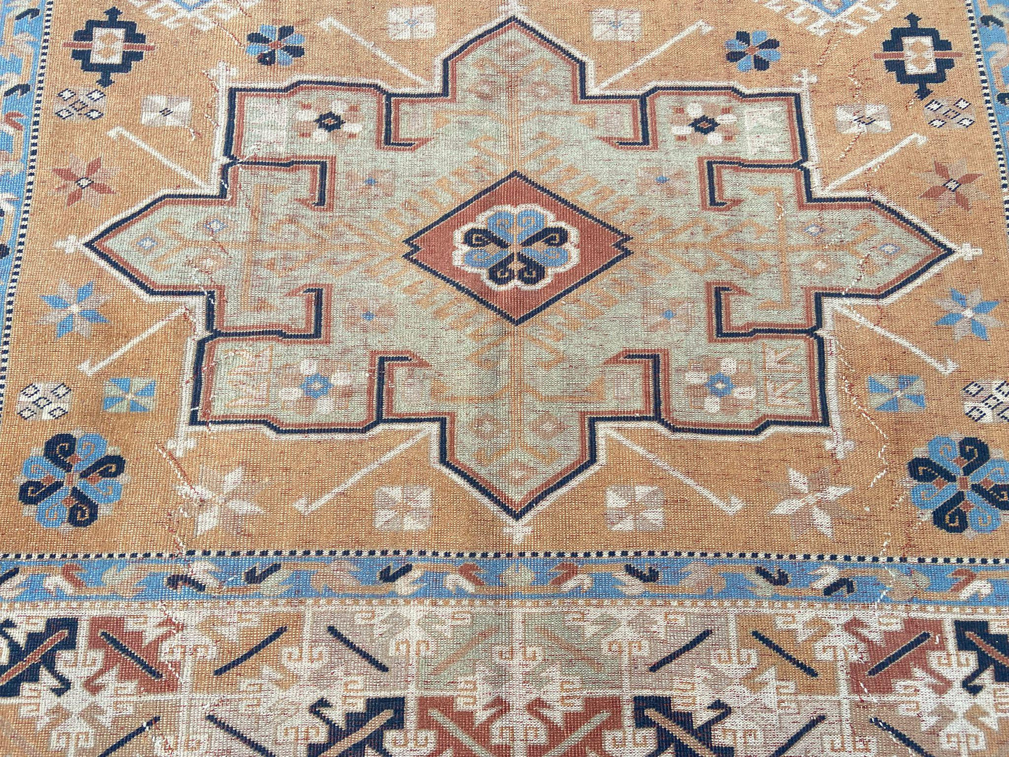Large Vintage Persian Hand-Knotted Wool Area Rug - 6.9 x 9 Ft Antique Turkish Design
